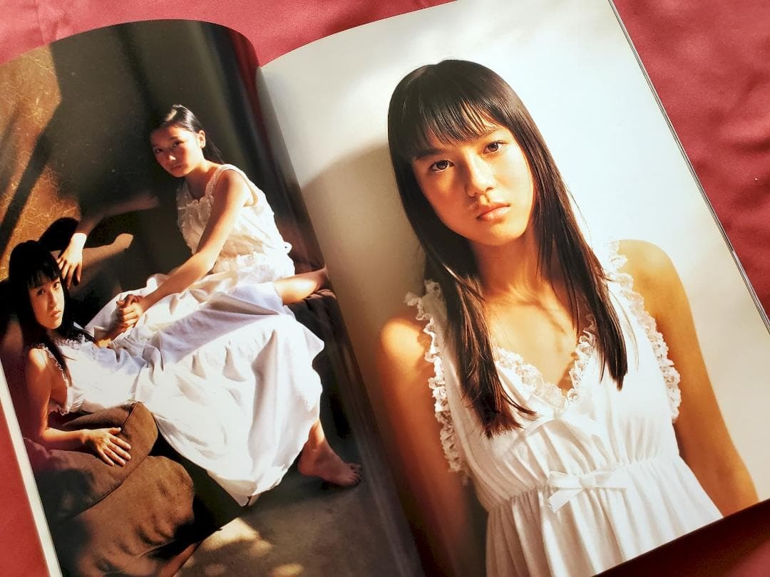 USED Pure Girl Photo Collection Baby Kiss with Obi Yoko Mitsuya Saori Nara